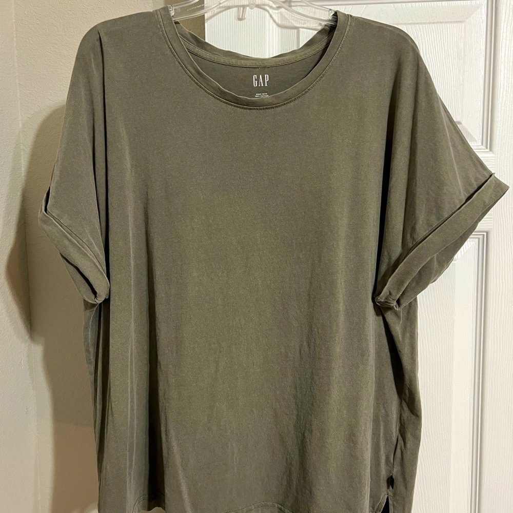 NWOT Gap Washed Tee, XL
